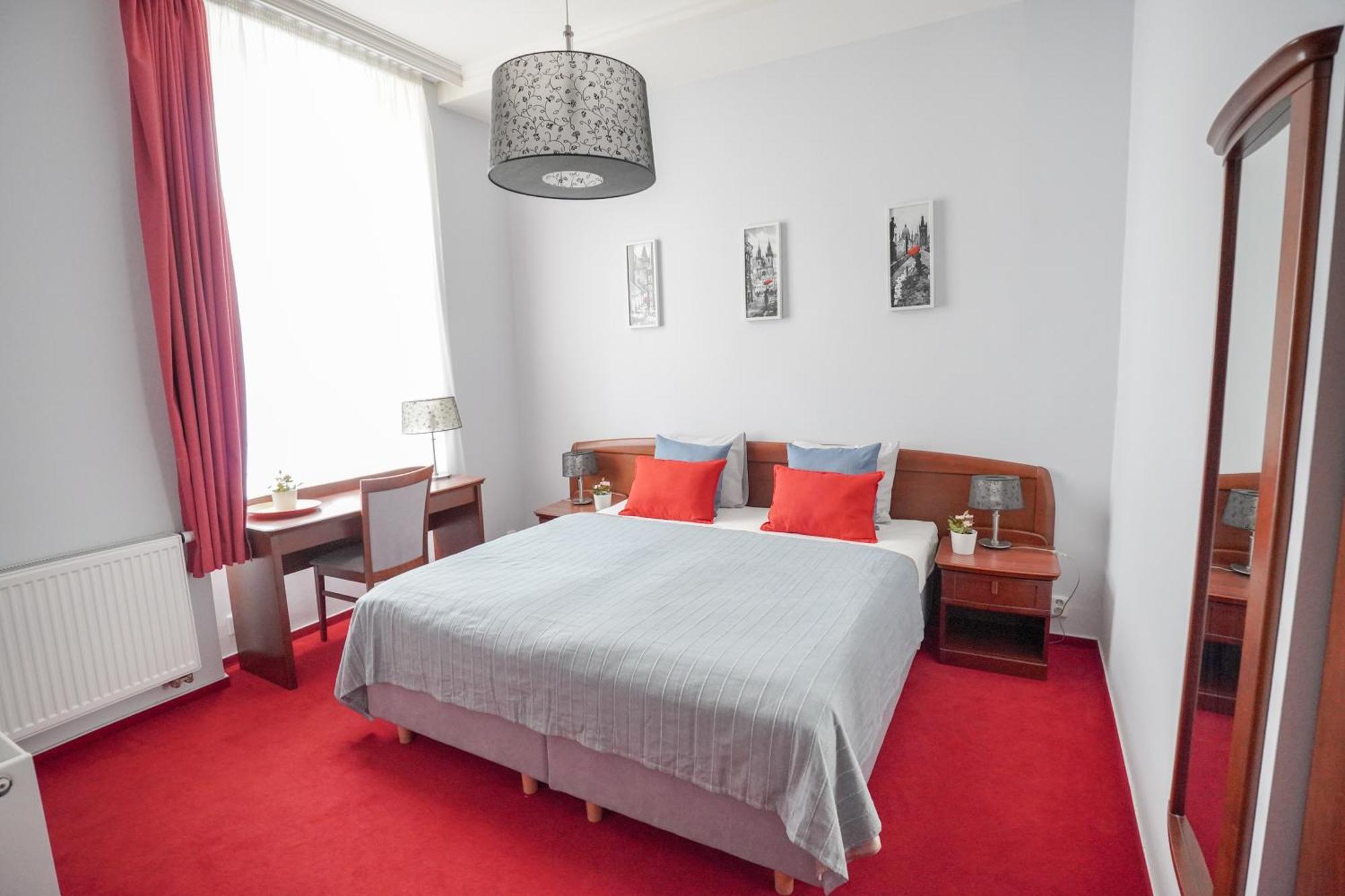 Elegant & Stylish Center Apartments! Praga Zewnętrze zdjęcie